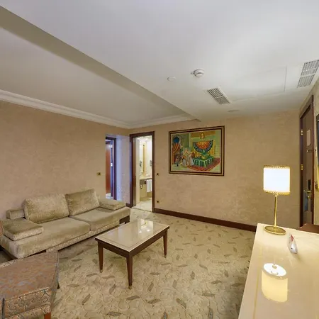 Crowne Plaza - Old By Ihg Otel 5*