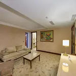 كراون بلازا إسطنبول - أولد سيتي فندق 5*