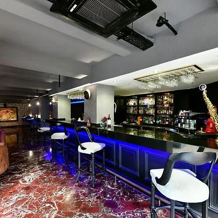 Crowne Plaza - Old By Ihg Отель