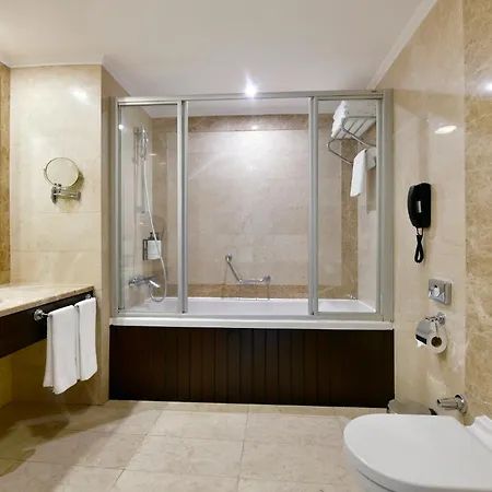 Crowne Plaza - Old By Ihg 5*