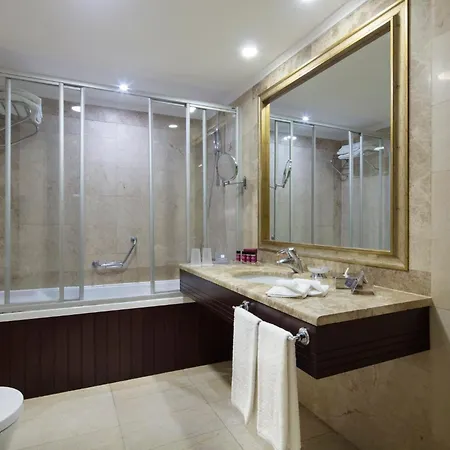 Crowne Plaza - Old By Ihg Hotel 5*