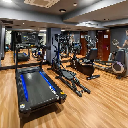 Hotel Crowne Plaza - Old By Ihg 5*