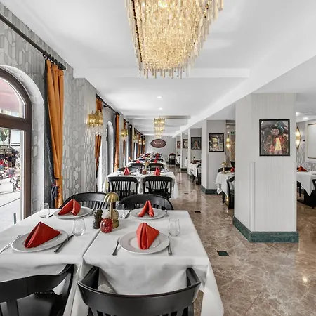 Hotel Crowne Plaza - Old By Ihg 5*