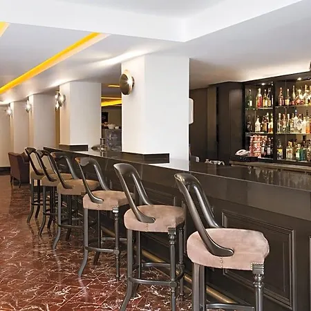 Crowne Plaza - Old By Ihg