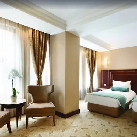 Отель Crowne Plaza - Old By Ihg