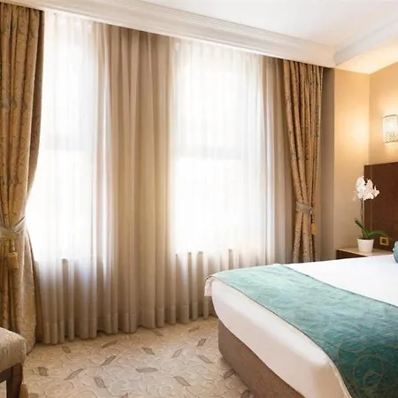 Crowne Plaza - Old By Ihg Отель 5*