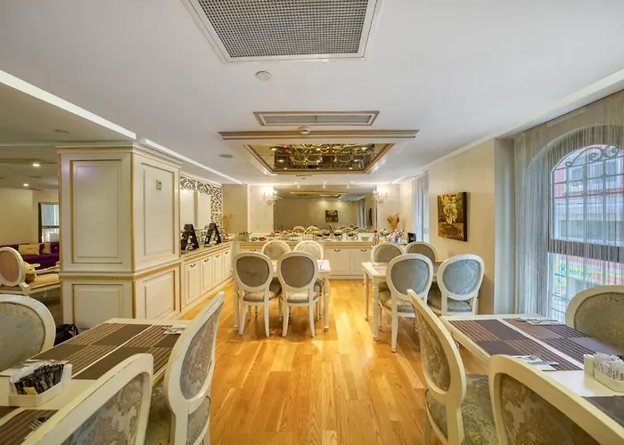 Crowne Plaza - Old By Ihg Hotel 5*