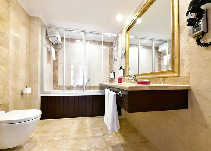 Hotel Crowne Plaza - Old By Ihg