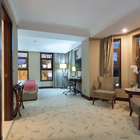 Hotel Crowne Plaza - Old By Ihg 5*