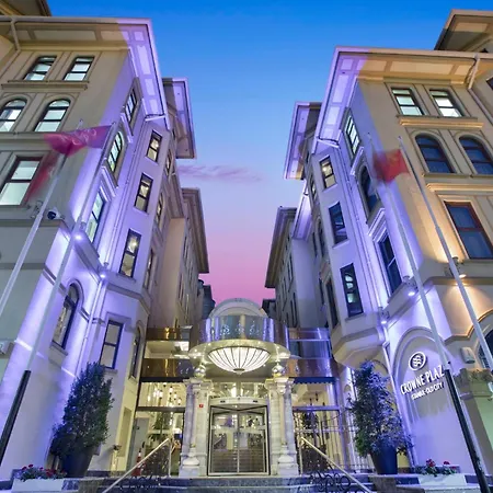 Crowne Plaza - Old By Ihg 5*