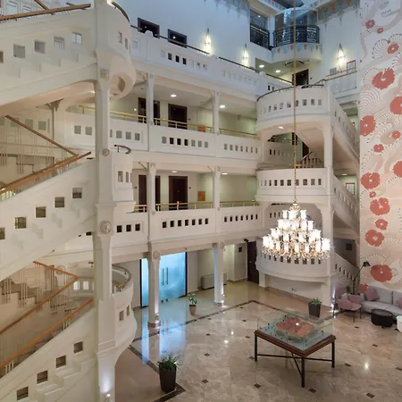 מלון Crowne Plaza - Old By Ihg
