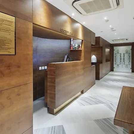 Crowne Plaza - Old By Ihg מלון
